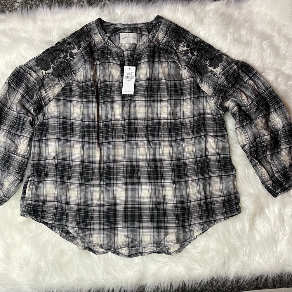 American Eagle Blouse Embroidered Black Flower Shoulders Size M